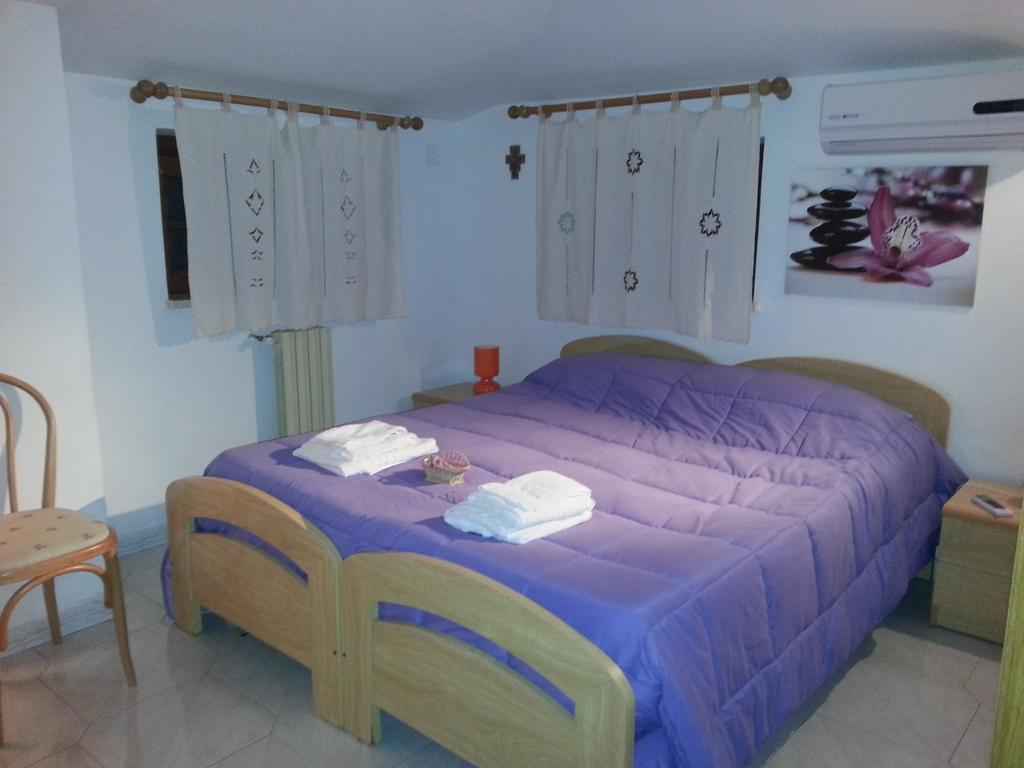 Villa Agriturismo La Sorgente Delle Madonie Polizzi Generosa Zimmer foto